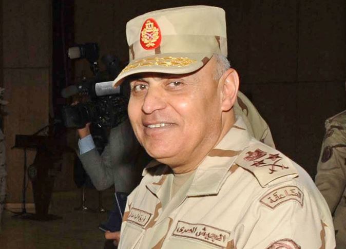 صدقي صبحي يشهد مراسم تسلم حاملة