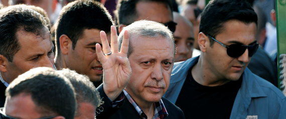 أردوغان ويلدريم نجيا باعجوبة.. تفاصيل أكثر