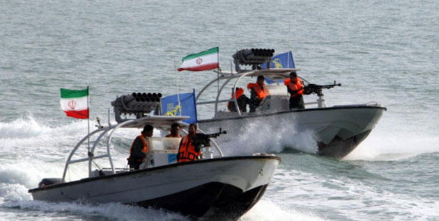 البنتاغون: سفن إيرانية ضايقت بارجة أميركية