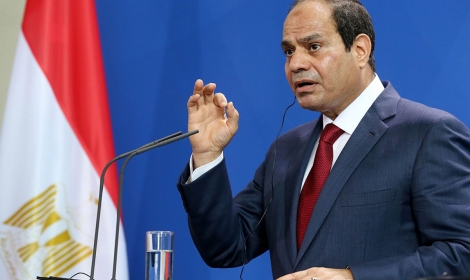 السيسي عن الحرائق: خلي بالكم