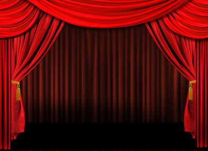 اللون الأحمر.. والعدل