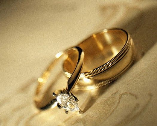 إربد: مسلح يقتحم قاعة أفراح لإفساد