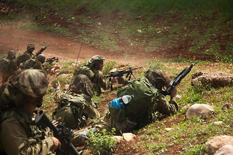 إصابة شاب فلسطيني بجراح برصاص الاحتلال