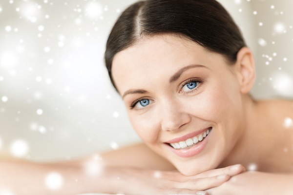 10 أسباب محتملة لظهور بثور الوجه