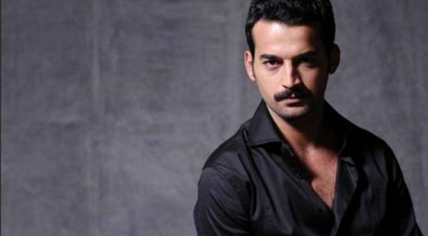 ممثل تركي يحاول الانتحار للمرة الخامسة