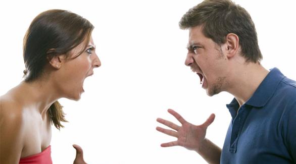 كلينتون وترامب يثيران الخلافات بين الأزواج