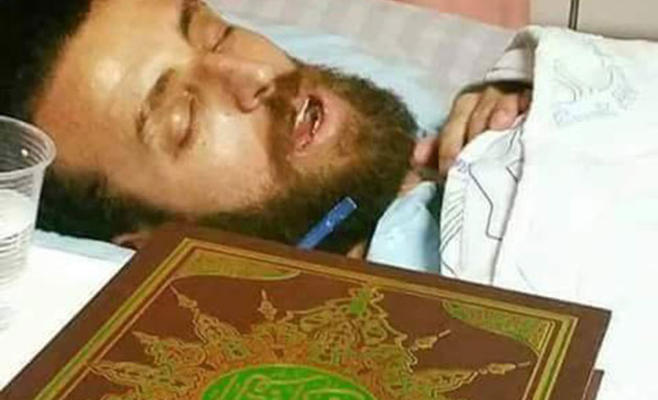 إعلاميون يؤازرون الأسير القيق ويطالبون بسرعة