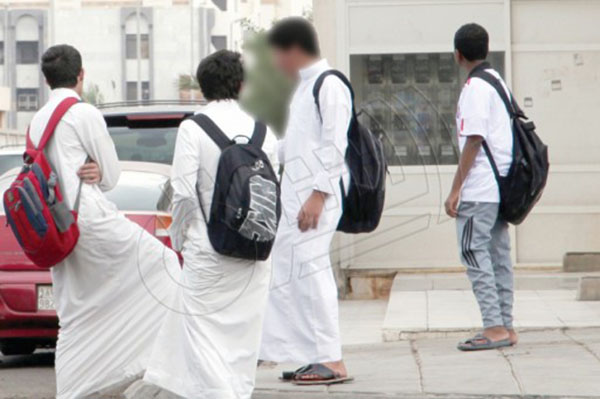 التكتم على اعتداء غير أخلاقي ضد
