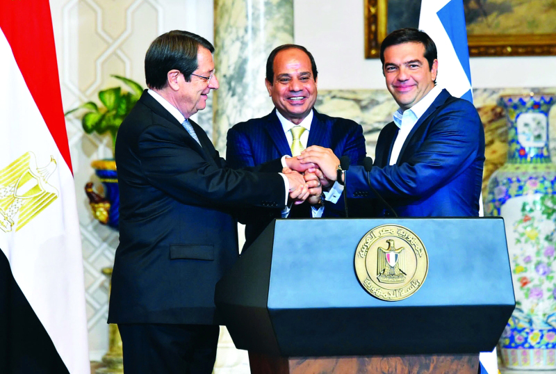 مصر واليونان وقبرص تتفق على تنسيق