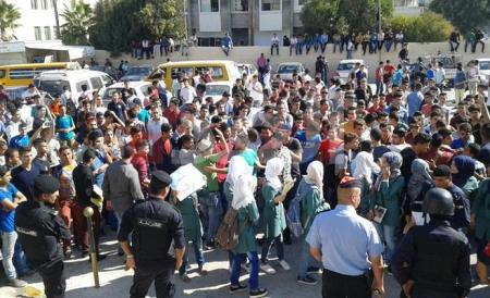 (التربية) تنجح في شيطنة الطلاب وذويهم