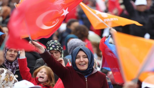 الانتخابات التركية .. الناخبون يهبون العدالة