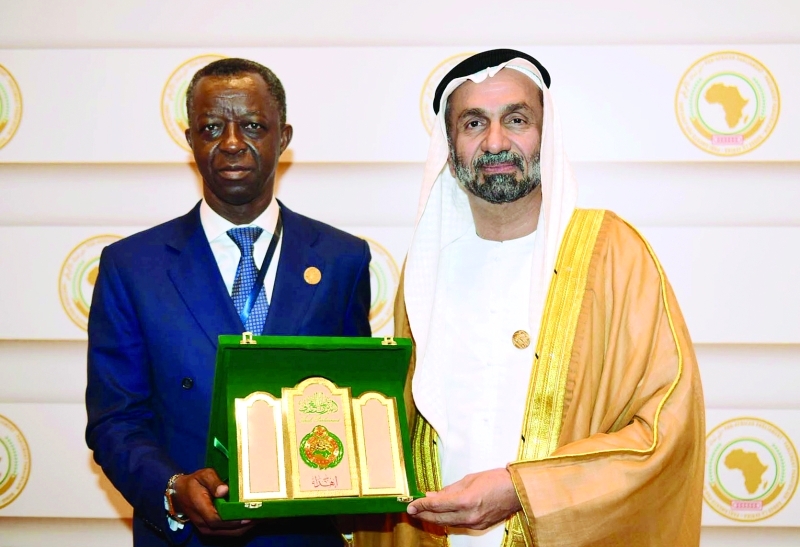 البرلمان العربي يدعو إلى الاصطفاف لمجابهة