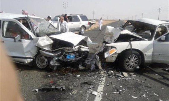 وفـاة شخص وإصابة اخر بحادث تصادم