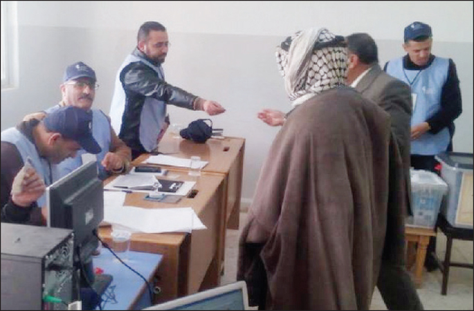 الكلالدة يرجح إقرار نظام تقسيم الدوائر