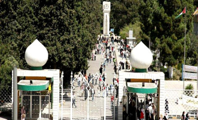 13 ألف طلب التحاق بالجامعات الرسمية