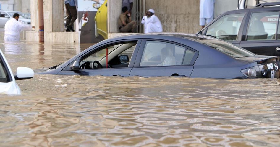 قتلى ومصابون بسبب السيول في السعودية