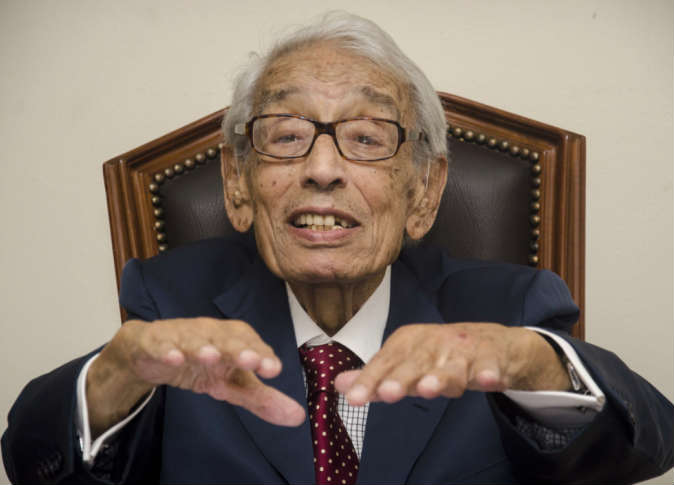 وفاة بطرس غالي عن عمر ناهز