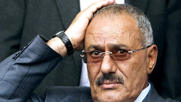 المخلوع يهذي والثوار يصلون موقعه قريبا