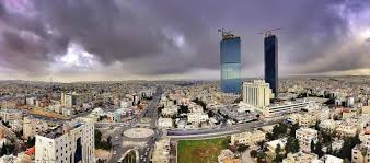 العمانيون أكثر المشتكين على الخدمات الحكومية