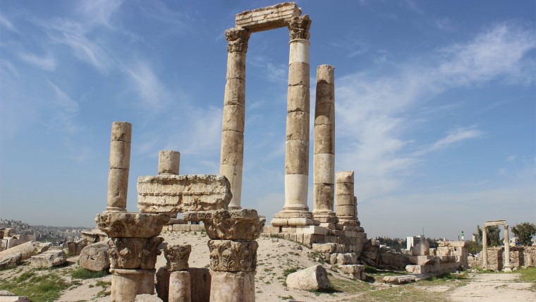 اعفاء المواطنين من رسوم دخول المواقع