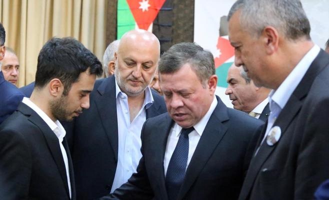 الملك في عزاء حتر: ندين هذه