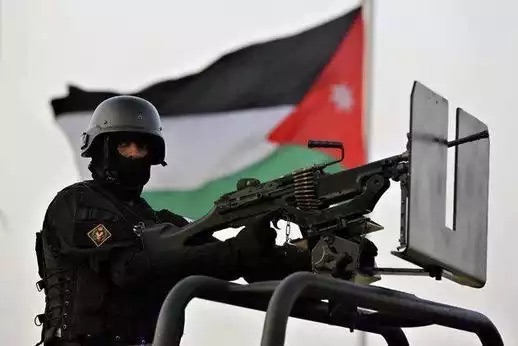 القبض على 24 مطلوبا خطيرا من