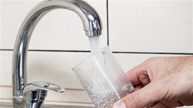 المياه تحذر من مشبوهين يدعون فحص