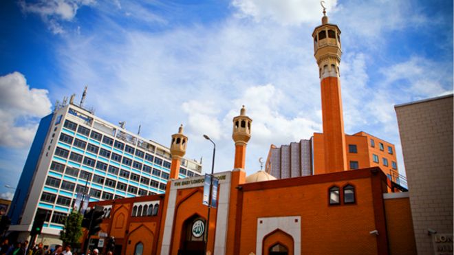 80 مسجدا في بريطانيا تفتح ابوابها
