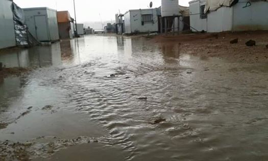 الزعتري في مهب العاصفة (صور)
