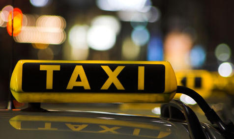 ضبط مركبة تنتحل صفة (تكسي)