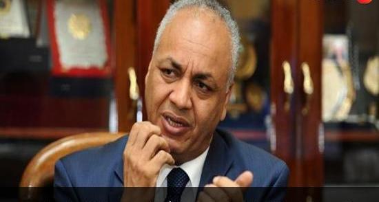 مصطفى بكري: الداعون لمظاهرات في 25