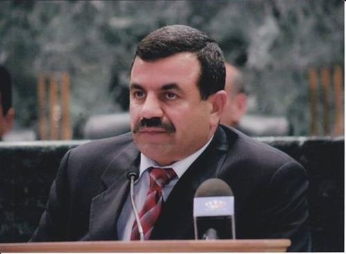 العماوي يتسلم نسخة من تقرير توصيات