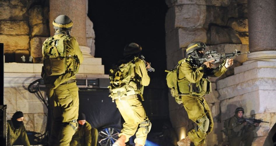 الاحتلال يداهم الضفة والقدس ويشن حملة