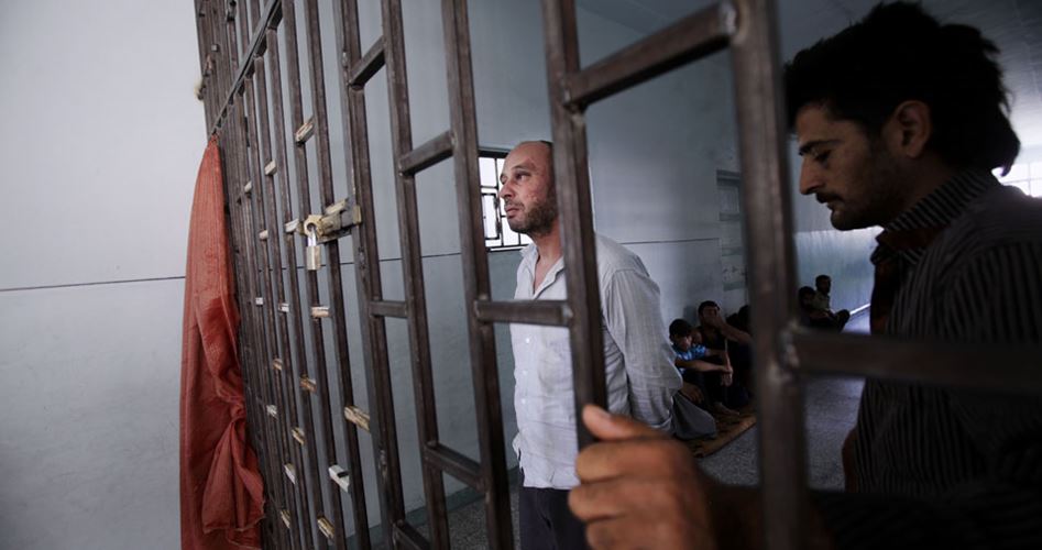 أربعة سجون (تنتفض) تضامنا مع أسرى