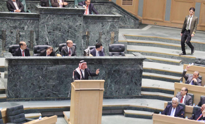 قانون الانتخاب تحت قبة البرلمان الأحد
