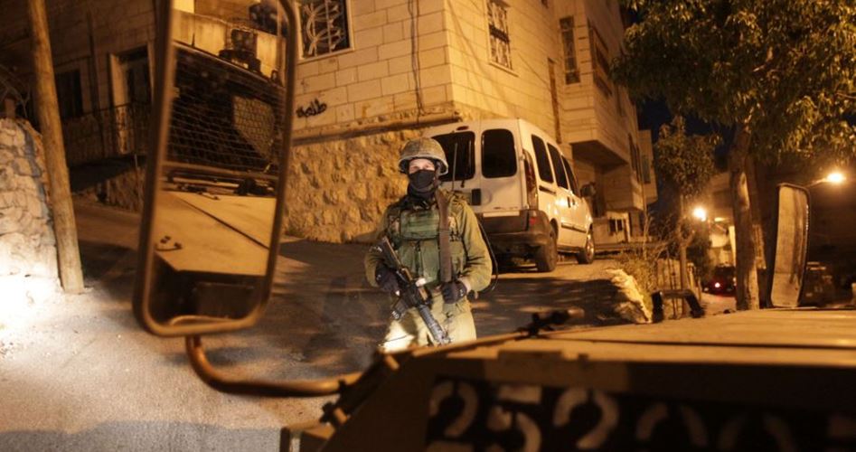 الاحتلال يشن حملة اعتقالات بالضفة ويقتحم